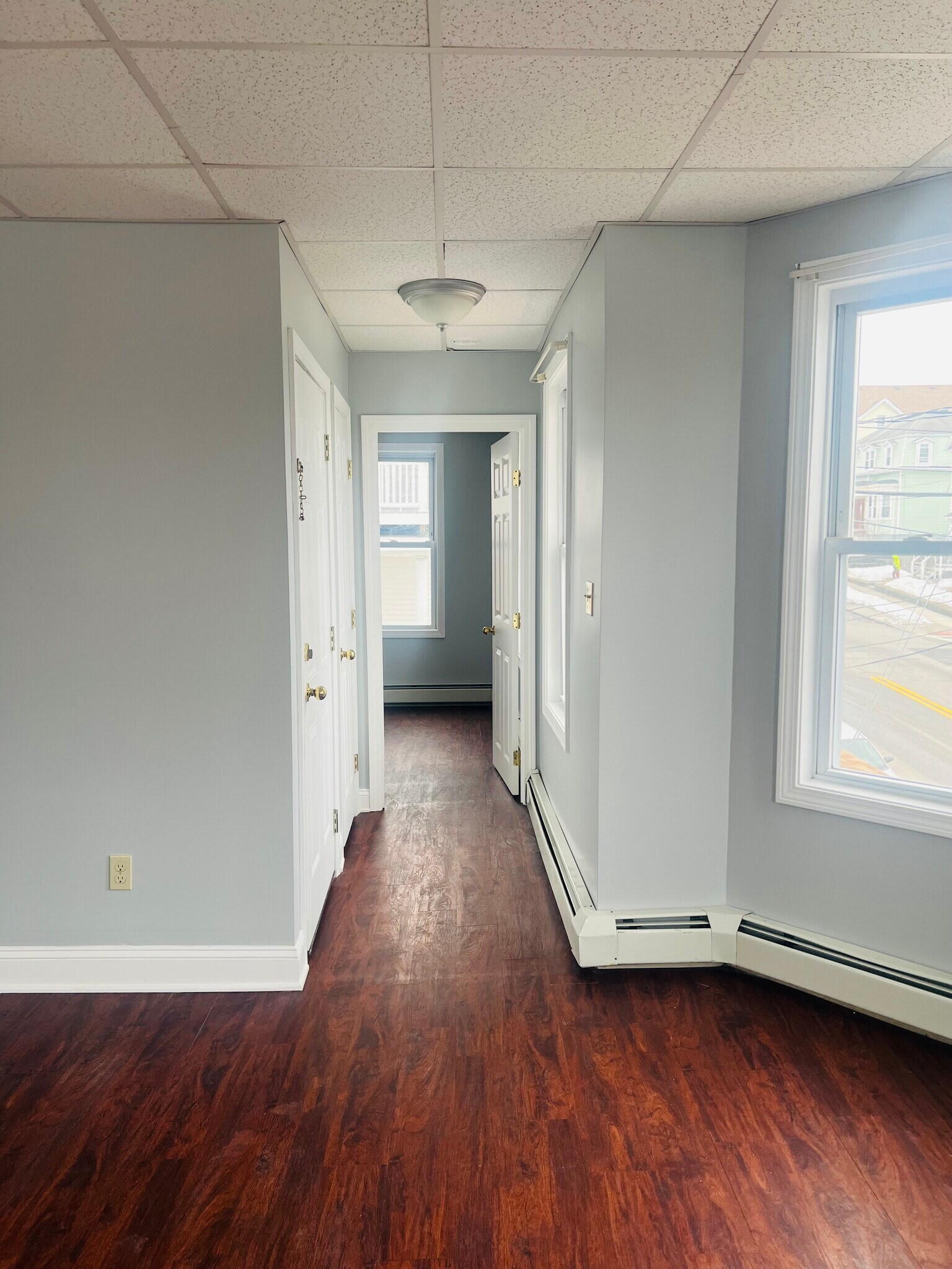 Building Photo - 876 Middle St