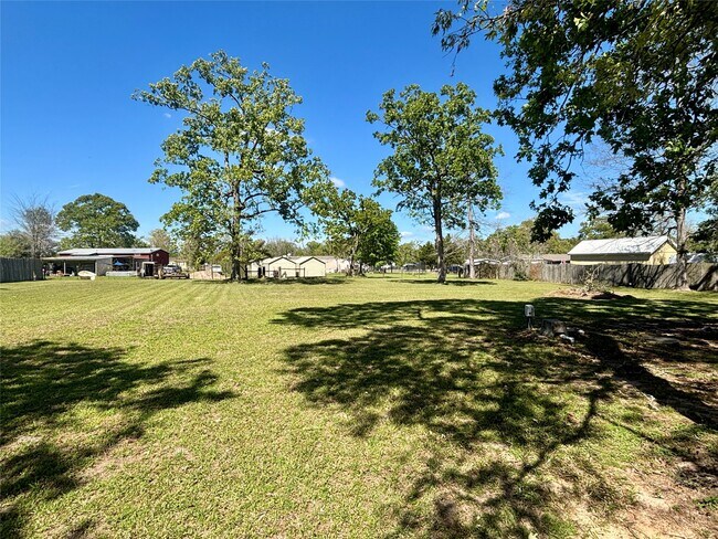 Building Photo - 11739 E Old Oak Trail