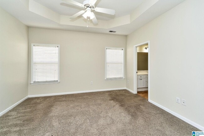 Building Photo - 916 Daventry Trail