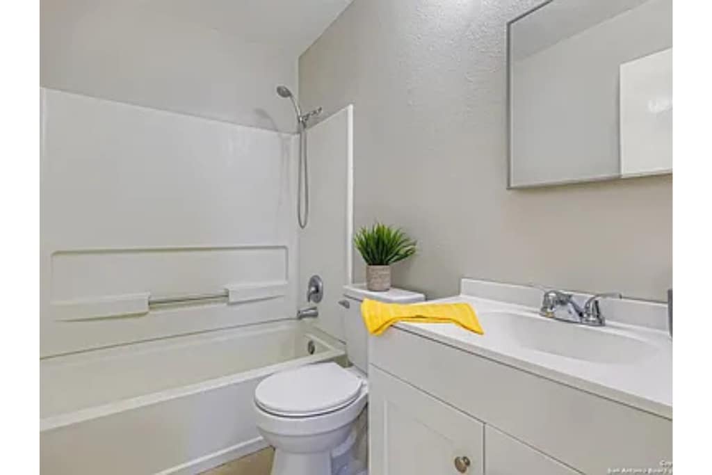 Building Photo - 5934 Summer Fest Dr