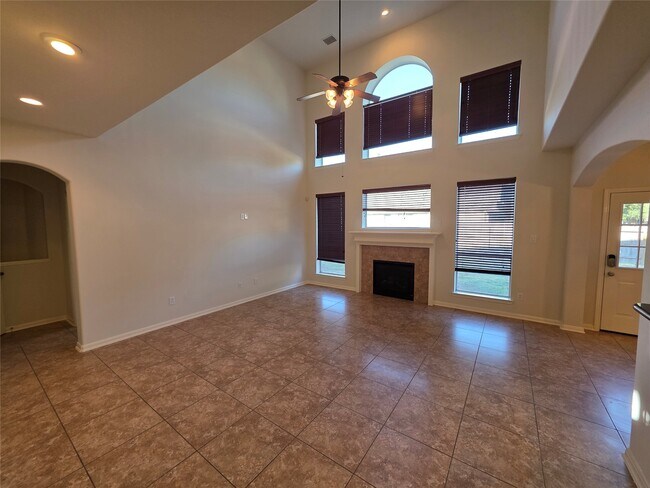 Building Photo - 22231 Bridgestone Oak Dr