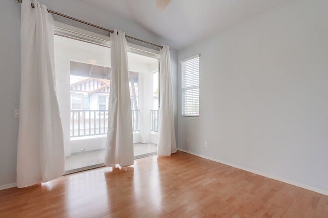 Building Photo - ***Available for move in on June 30, 2025*...