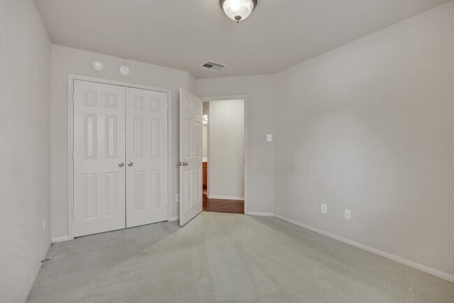 Building Photo - 5730 Slate Valley Ct