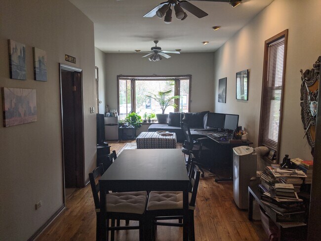 Building Photo - 2532 N Ashland Ave