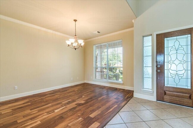 Building Photo - 3831 Aqua Ln