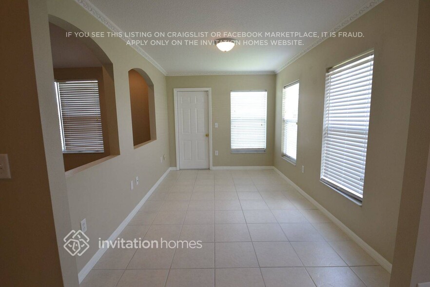 Building Photo - 12711 Standbridge Dr