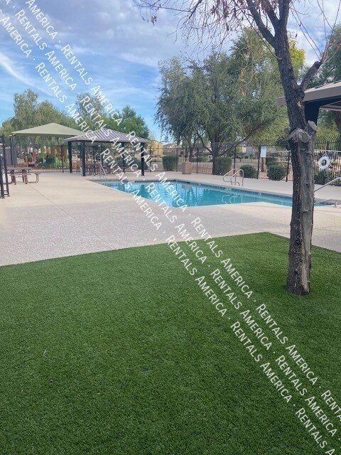 Building Photo - 40502 N Glen Meadows Ln