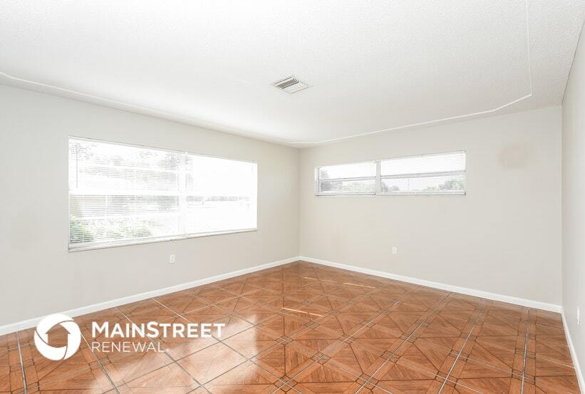 Building Photo - 1117 N Singleton Ave