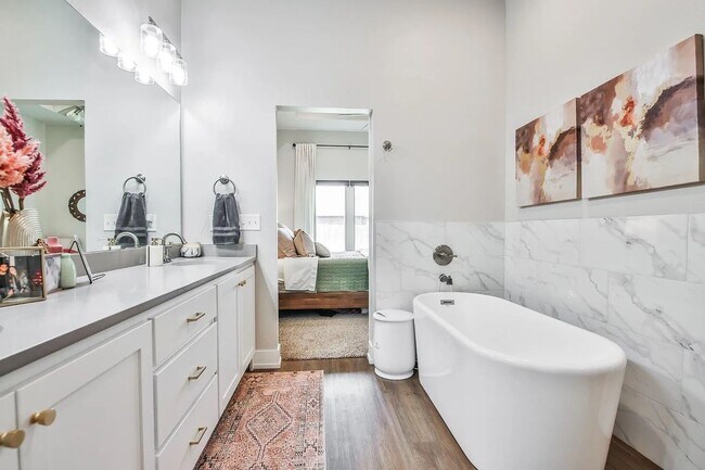 Building Photo - Beautiful 3 bedroom 2 bathroom in Frenship ISD!