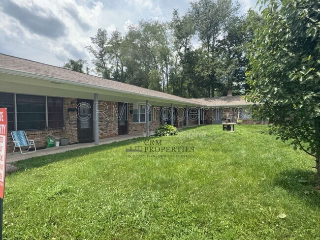 Building Photo - 6134 Hillside Ave