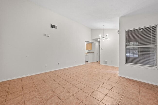 Building Photo - 9711 Curlew Dr