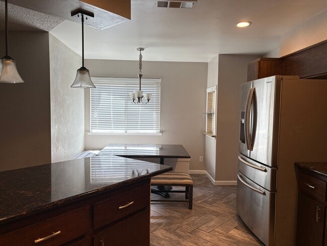 Building Photo - 3818 N Cheryl Ave