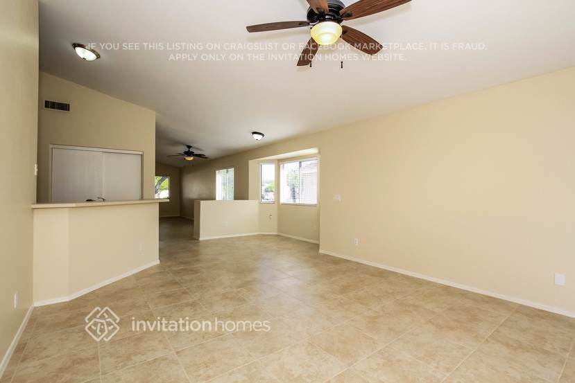 Building Photo - 16416 N 138th Ln
