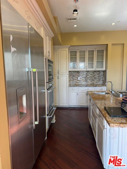 Building Photo - 1126 Yale St