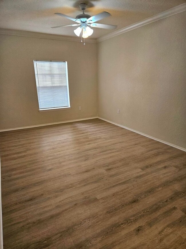 Building Photo - Lake Mary Townhome