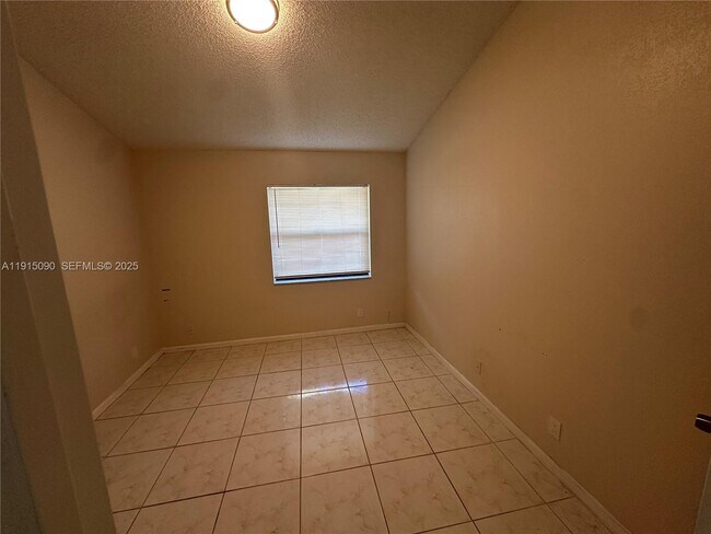 Building Photo - 9336 Ketay Cir