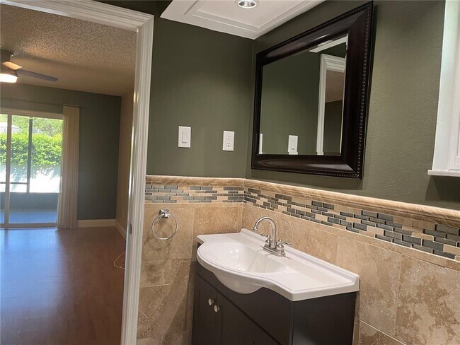 Building Photo - 2780 Merlin Way