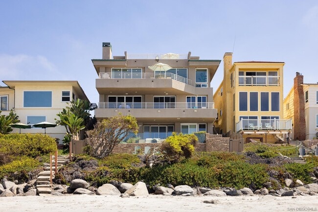 Building Photo - 2609 Ocean St