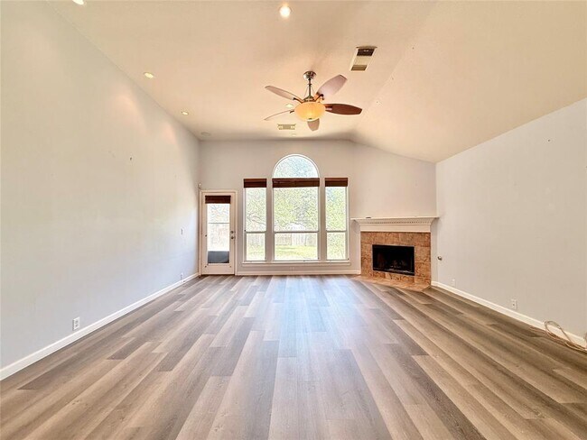 Building Photo - 312 Middle Ground Cove