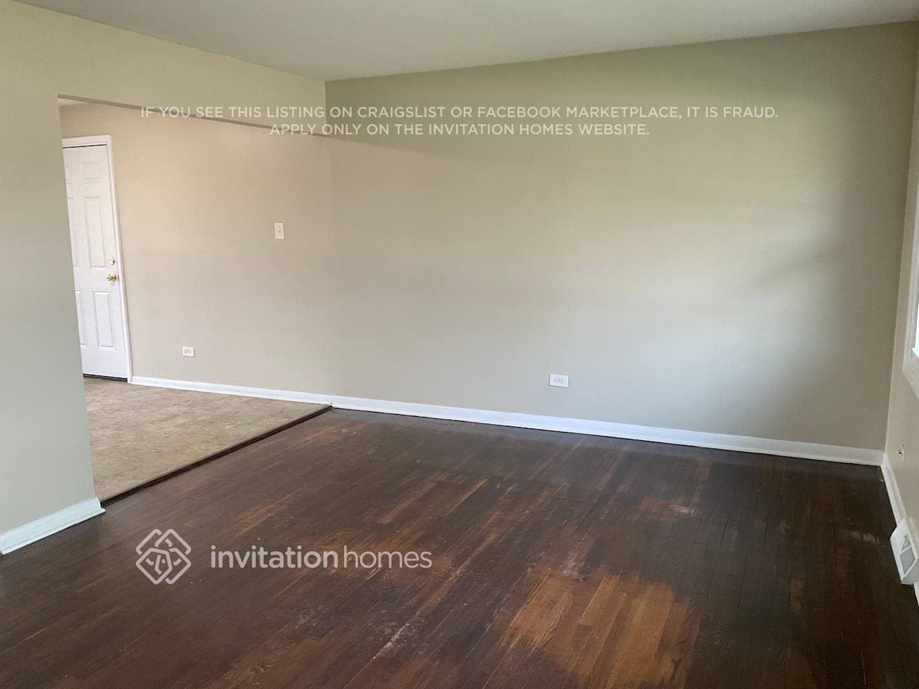 Building Photo - 5925 W 91st St