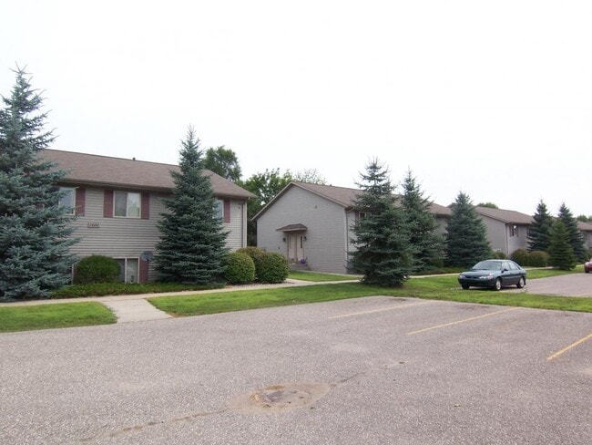 Building Photo - Woodside Apartments