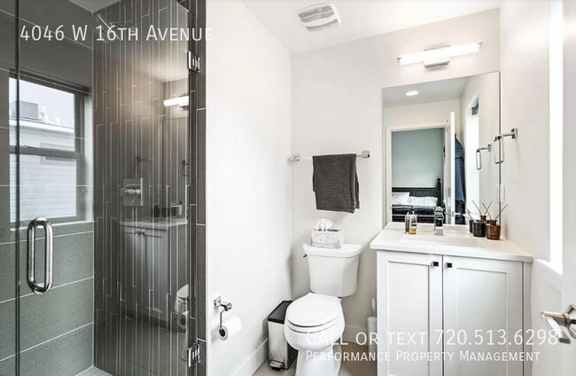 Building Photo - 4046 W 16th Ave