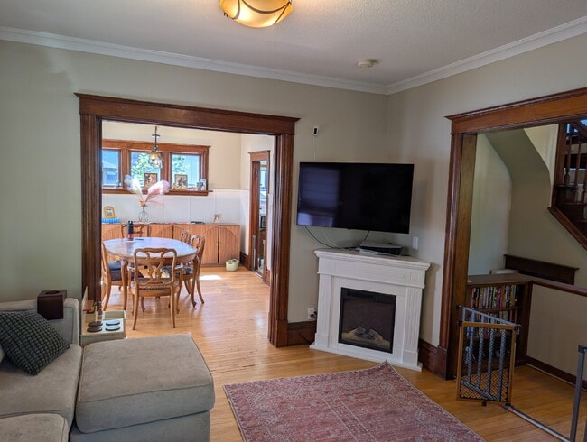 Building Photo - 3BR/2BA Northeast Minneapolis Home With Character, Privacy, and Room to Relax