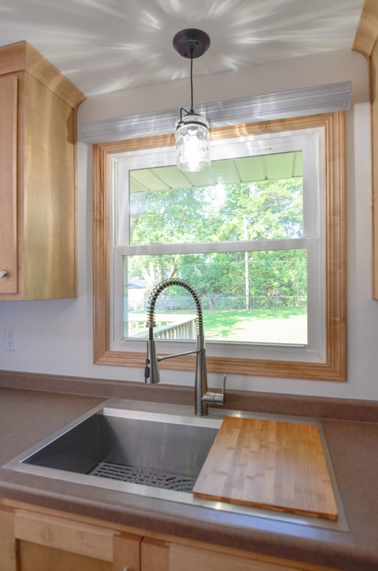 Building Photo - 825 Smits St
