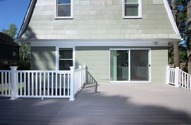 Building Photo - 62 Whitney St