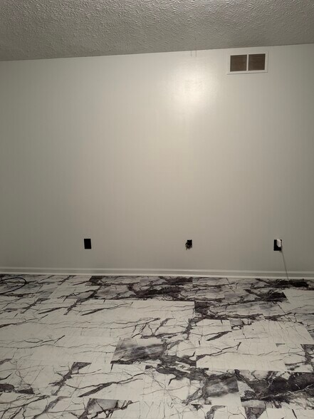 Building Photo - 4414 W 53rd St