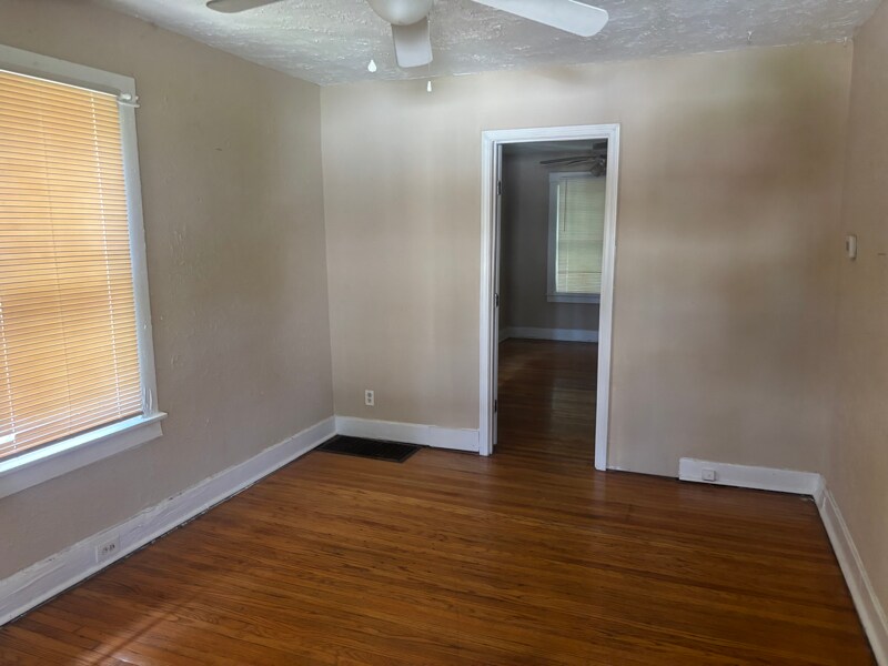 Building Photo - 2116 67th St