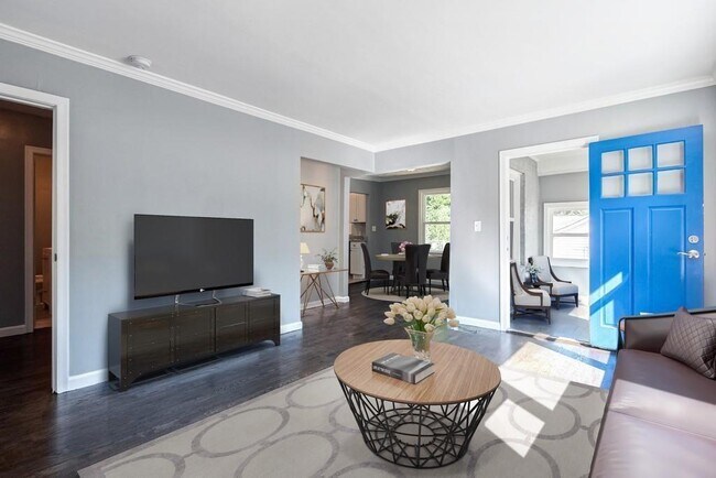 Building Photo - 120 Burbank Dr NW