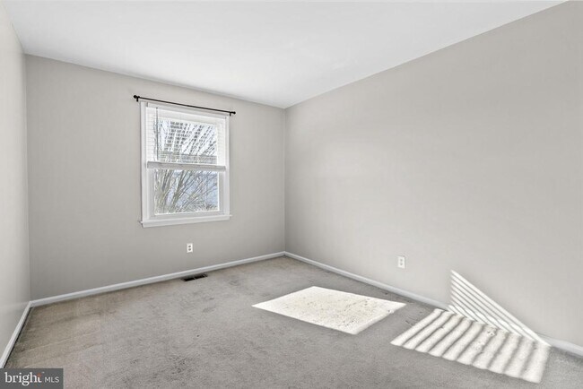 Building Photo - 191 William Penn Dr