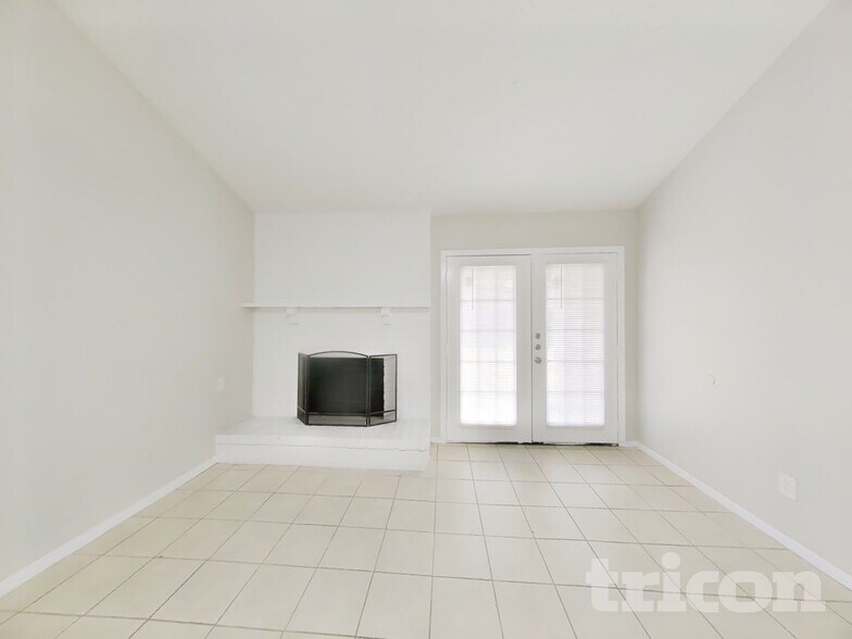 Building Photo - 8510 Sorrel Dr