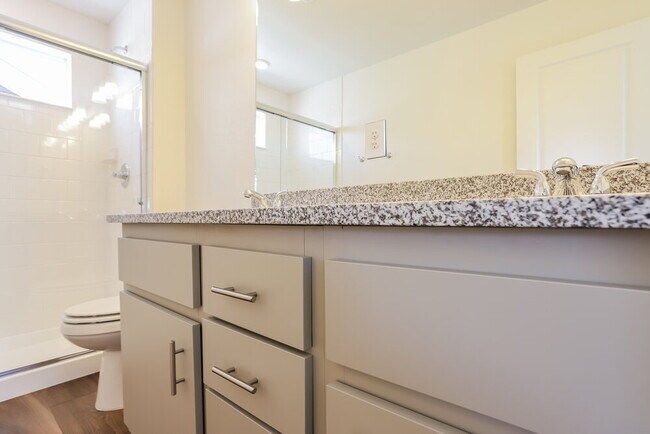 Building Photo - 18571 E 47th Ave