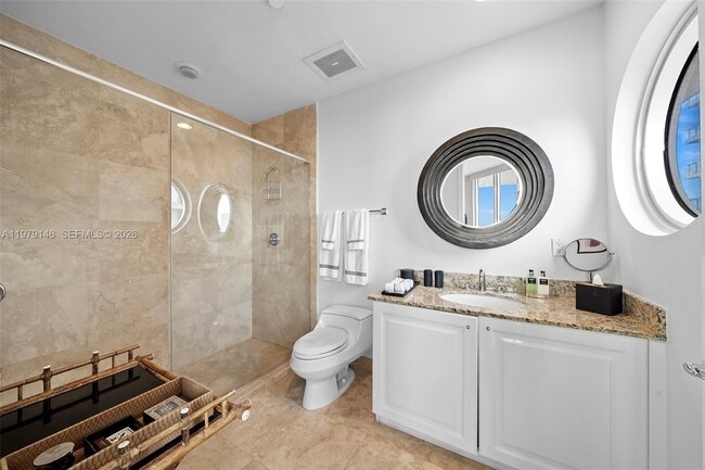 Building Photo - 5801 Collins Ave