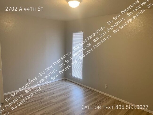 Building Photo - 2702 44th St