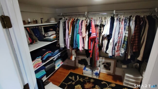 Building Photo - 887 Hanover Rd