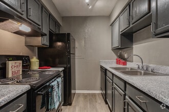 Interior Photo - Oakmont Apartment Home
