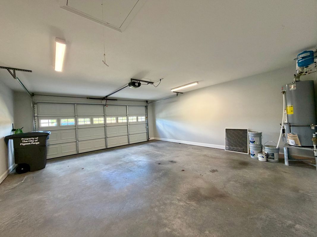 Building Photo - 766 Snowflower Cir