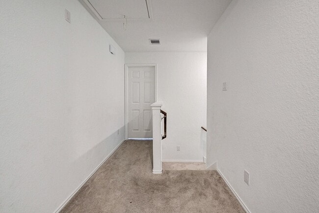 Building Photo - 1702 Campos Ct