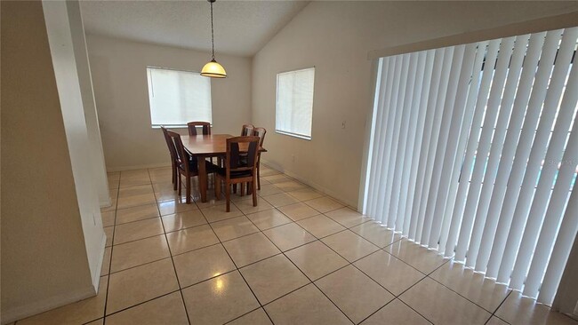 Building Photo - 4854 Kingston Cir