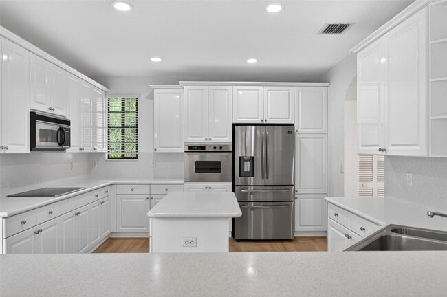 Building Photo - 2678 Center Ct Dr