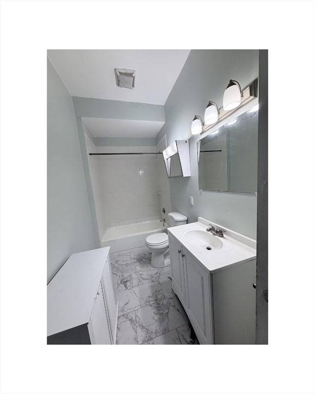 Building Photo - 14 Mt Everett St