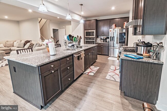 Building Photo - 604 Longleaf Dr