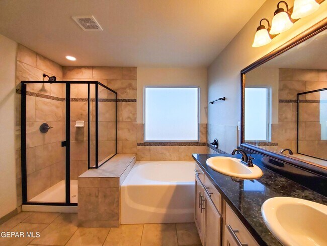 Building Photo - 13125 Lost Willow