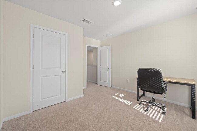 Building Photo - 16314 Dutton Clover Dr