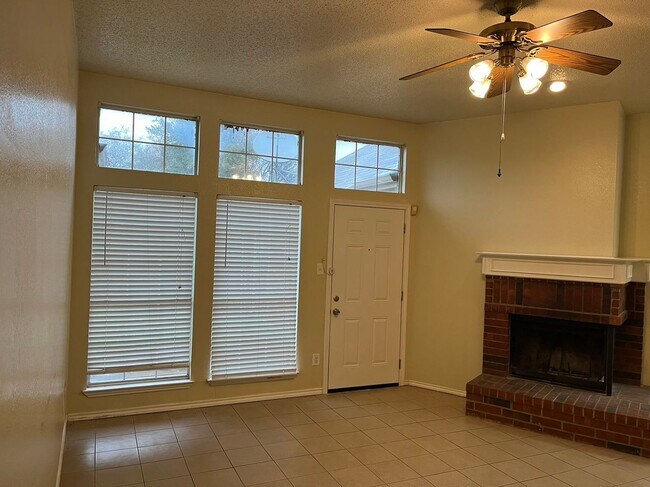 Building Photo - 4 Bedroom House in McKinney, TX