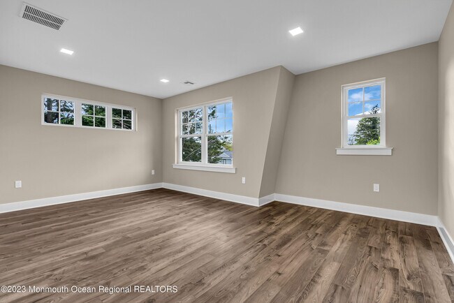 Building Photo - 474 Rickey Ln