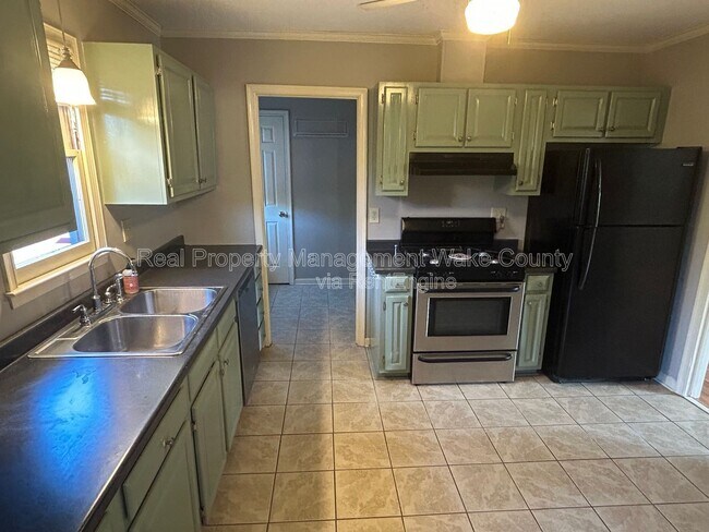 Building Photo - 2009 Quail Forest Dr